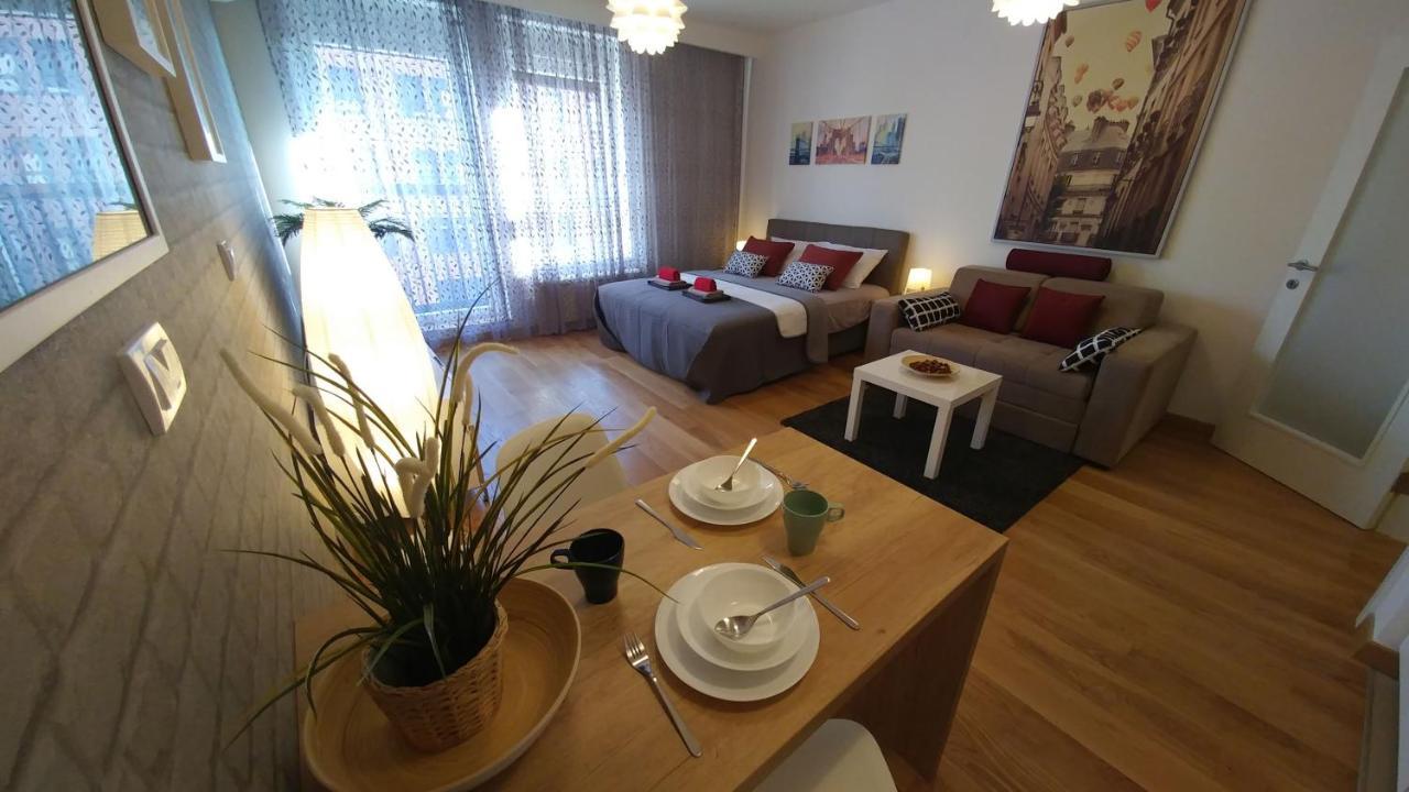 Apartments Delta A Blok - Savada Βελιγράδι Εξωτερικό φωτογραφία